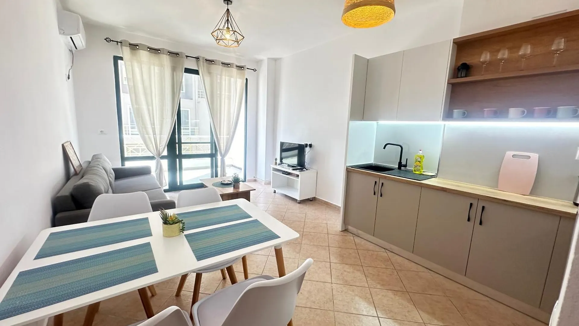 City Beach Apartment Durres Albania